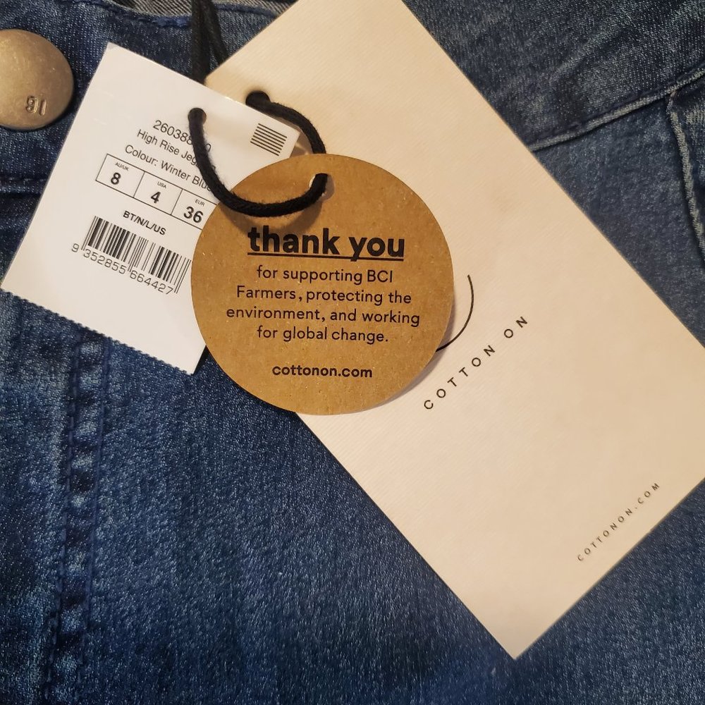 91 Cotton On  High Rise Jegging